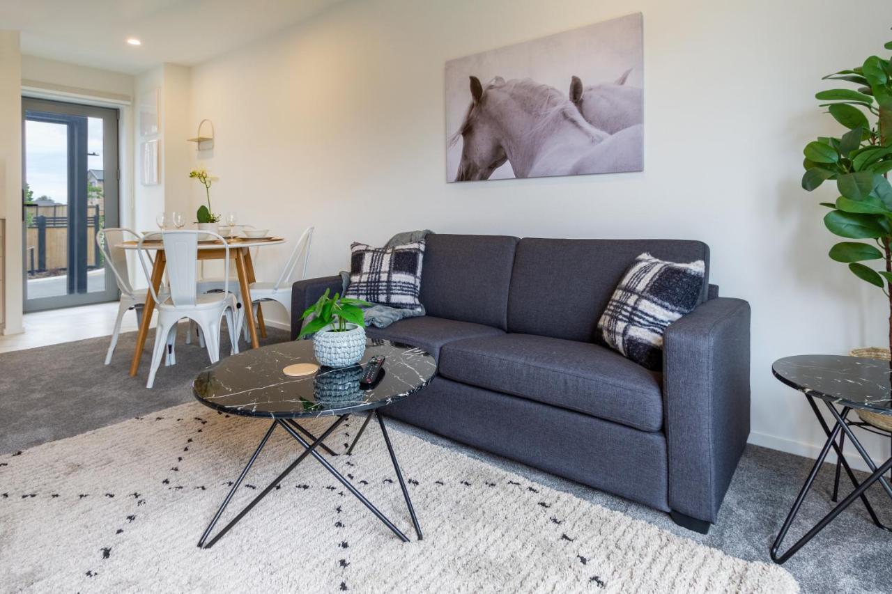 Upper Riccarton Dream - 2 Bed 2 Bath W/Carpark Apartment Крайстчърч Екстериор снимка